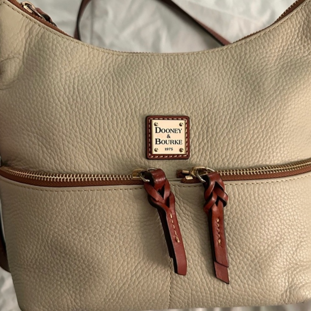 Downey & Burke bone colored shoulder bag
